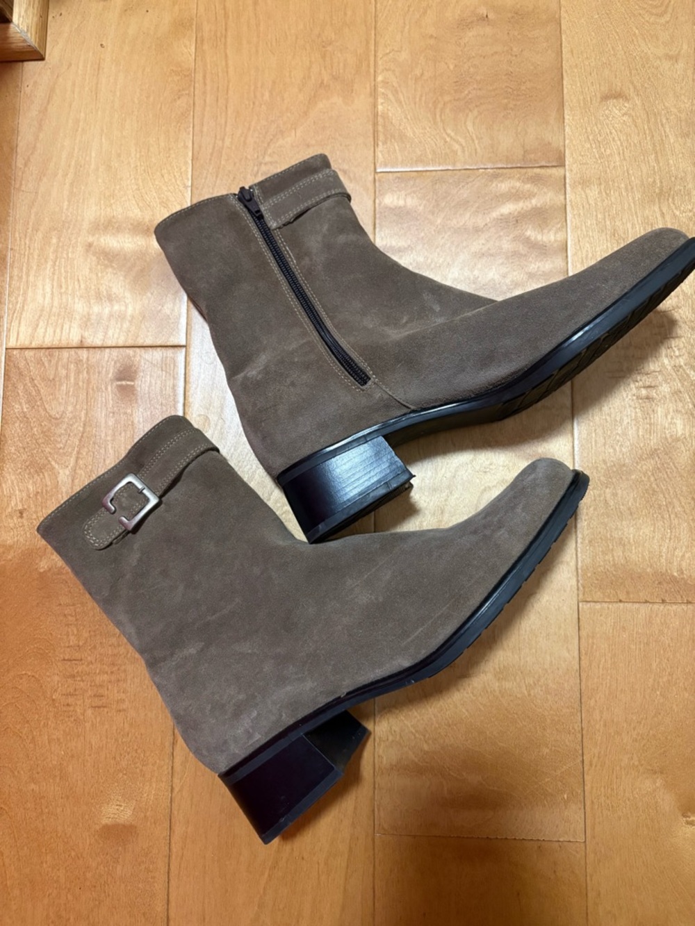 La Canadienne waterproof suede ankle boots booties tan sz 11